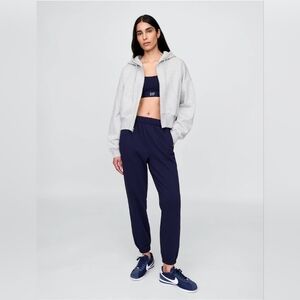 GAP navy blue jogger pants/ sweat pants Vintagesoft Athletic. Size XS Petite